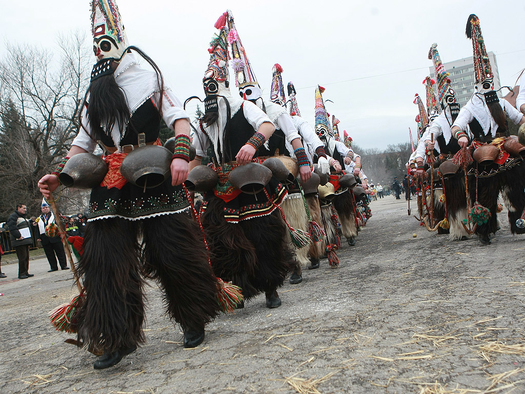 Фестивал Сурва 2015 Перник