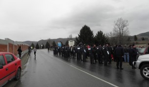 Двама арестувани на протест на животновъди край Симитли