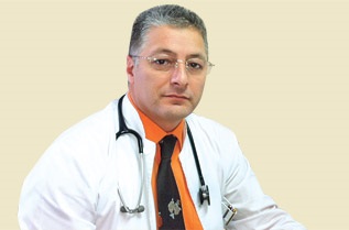 Д-р Гаро Албояджиян, специалист Гастроентерология и Вътрешни болести в МБАЛ Вита, София