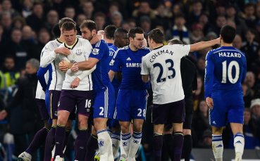 Заразен ли е канибализмът? Хапан от Суарес почна да хапе