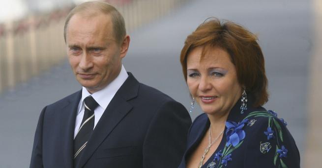 5 години след развода с руския президент Владимир Путин бившата