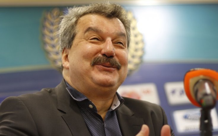 Батков: Дадох Левски на достойни и реални хора