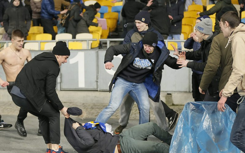 УЕФА наказа Динамо Киев за расизъм