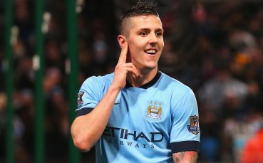 Ливърпул ще спасява Йоветич от Сити