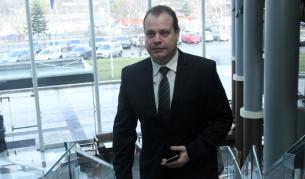 Председателят на управителния съвет на АПИ Лазар Лазаров