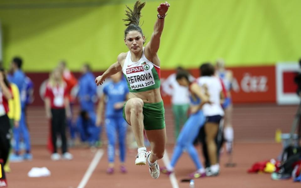 Петрова във финала на троен скок, Димитров с рекорд на 60 метра