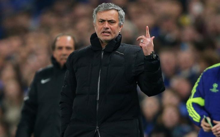 Моу иска наказание за Давид Луис и отмяна на картона на Ибра