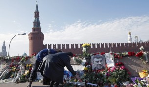Русия: Резолюцията на ЕП за Немцов е връх на цинизма