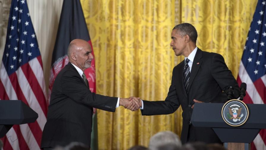 САЩ ще забавят изтеглянето на войските си от Афганистан