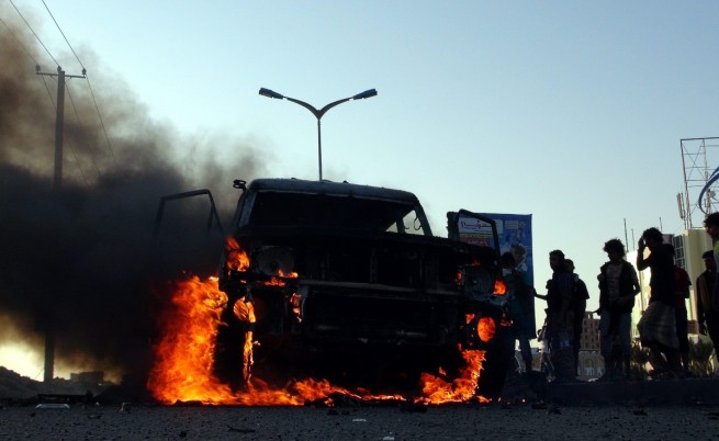 Бунтовниците хуси превзеха президентския дворец в Аден