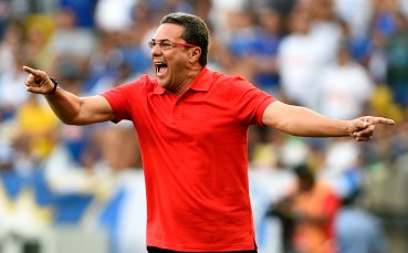 Люксмебурго залепи устата си с тиксо в знак на протест