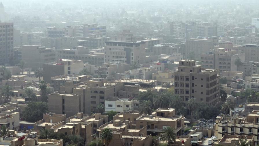 ИД пое отговорност за атентат в търговски център в Багдад