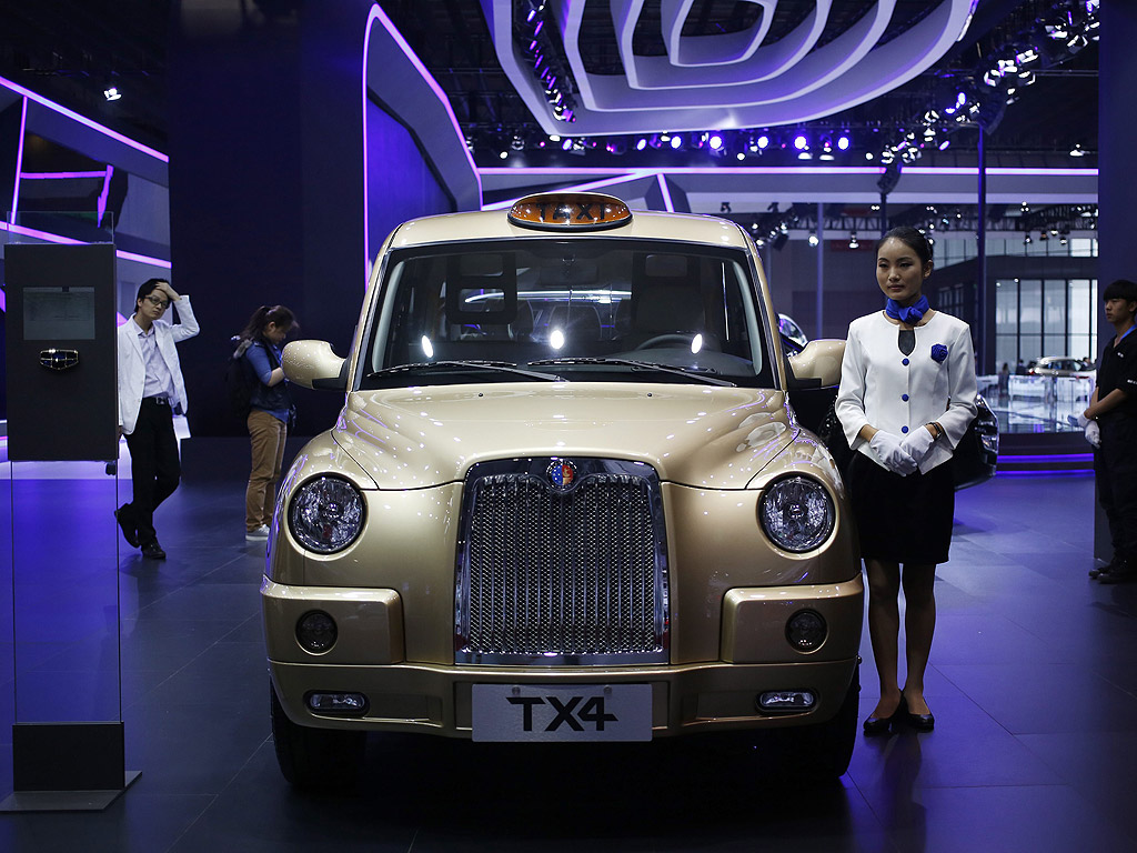 Geely TX 4 London Taxi