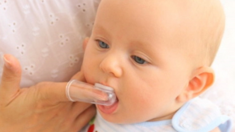 бебе зъби уста дете