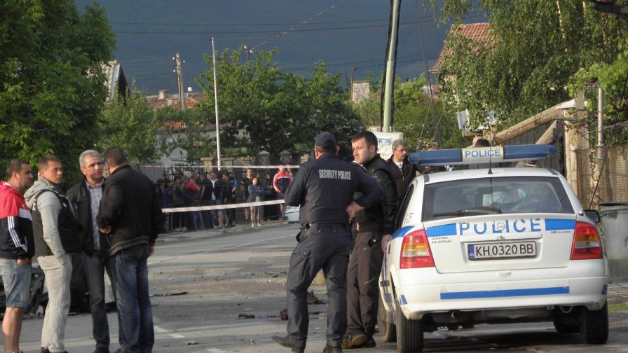 Пет жертви след тежка катастрофа край Дупница