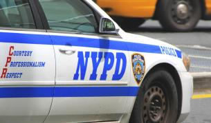 Бандити в костюми ограбиха бижутериен магазин в САЩ