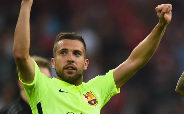 СНИМКА: Жорди Алба се острига след успеха на Барса в Шампионска лига