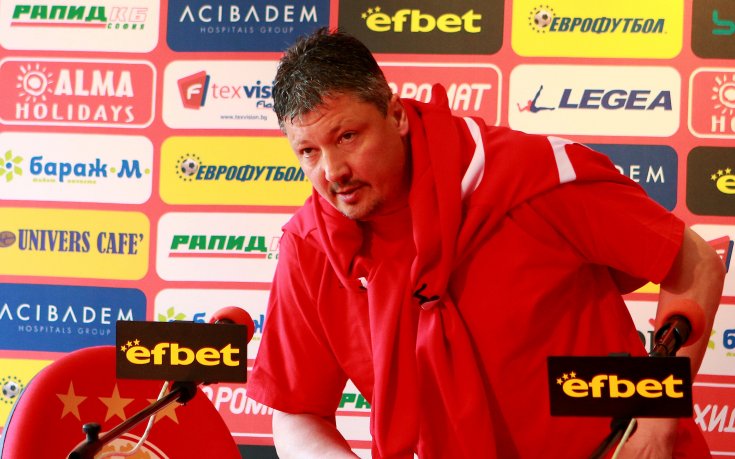 Любо Пенев за скандала във ФИФА: Дано се случи и в България