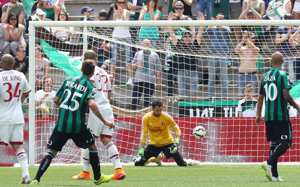 Кошмарен мач за Милан – загуба и два червени картона