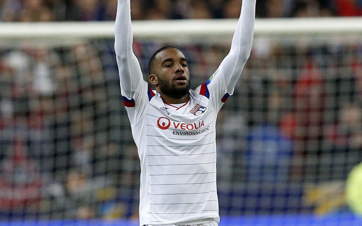 Лион: Арсенал не са ни предлагали оферти за Лаказет