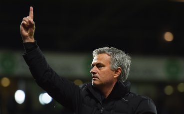 Взеха книжката на Жозе за половин година