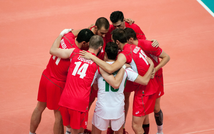 България спечели първа победа във Световната лига