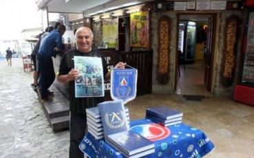 Продадоха 700 броя 