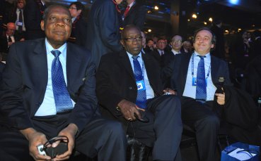 Бившата дясна ръка на Блатер обеща да го закове, страх го е