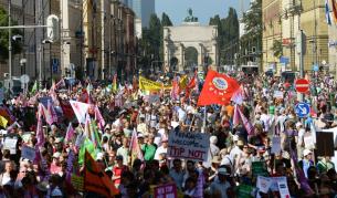 Мюнхен протест Г-7