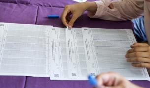 Преброяване на бюлетини в Истанбул,Турция