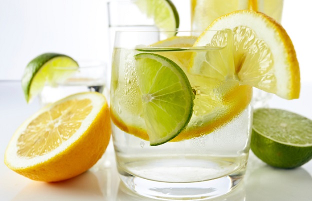 вода лимони