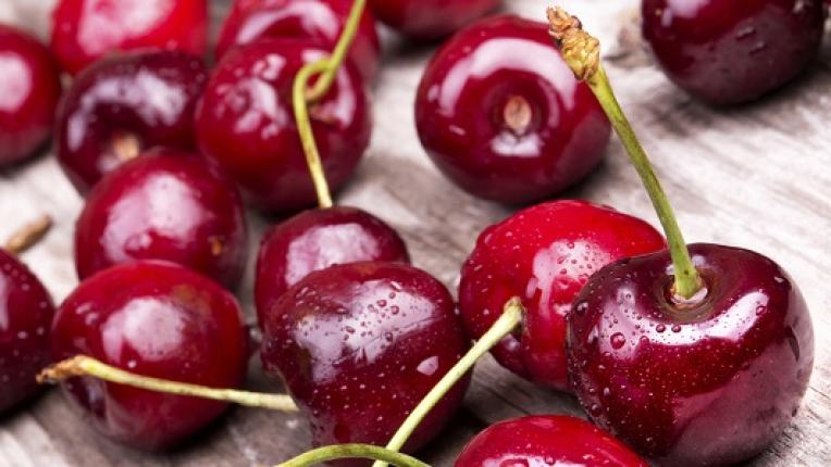 15 причини да ядем череши