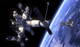 Екипажът на МКС ще посрещне Нова година 15 пъти