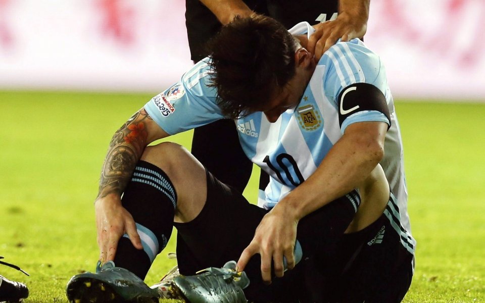 Меси отказал наградата за Играч на мача срещу Парагвай