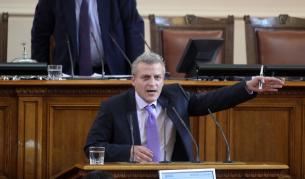 Москов: Оттеглям текстовете за приватизация на болници