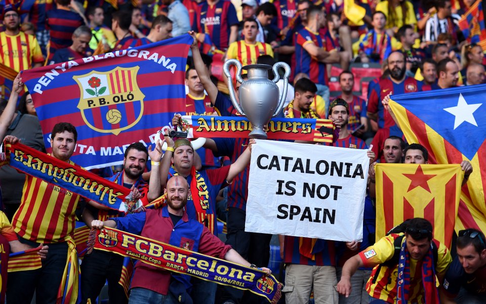 Барса на среща с Платини заради каталунските флагове