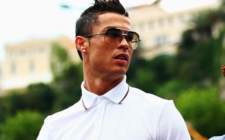 Роналдо бесен на пресаташе, накараха го да прекъсне интервю