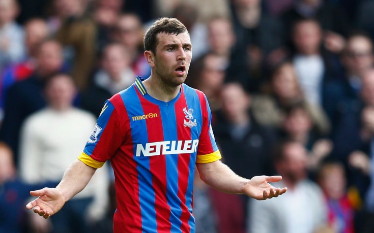 Джеймс Макартар остава в Кристъл Палас още 3 години