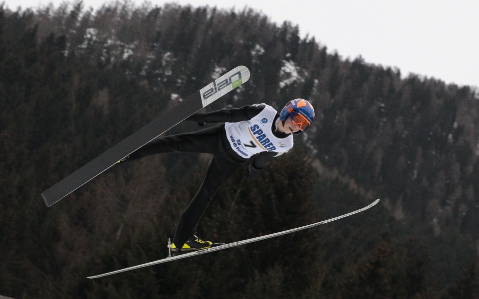Държавното ни по ски-скок се проведе в Словения