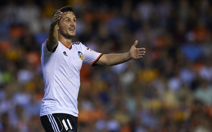 Пиати поднови договора си с Валенсия до 2019 година