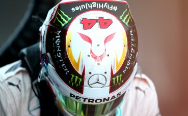 Ямаха готови да пуснат Люис Хамилтън в MotoGP