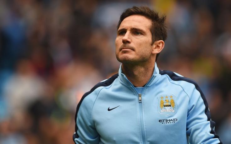 СНИМКА: Американски фенове осмяха Пирло и Лампард