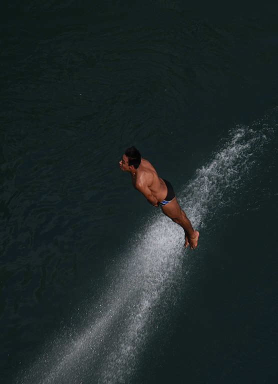 Ден първи от Red Bull Cliff Diving World Series в Мостар /Босна и Херцеговина