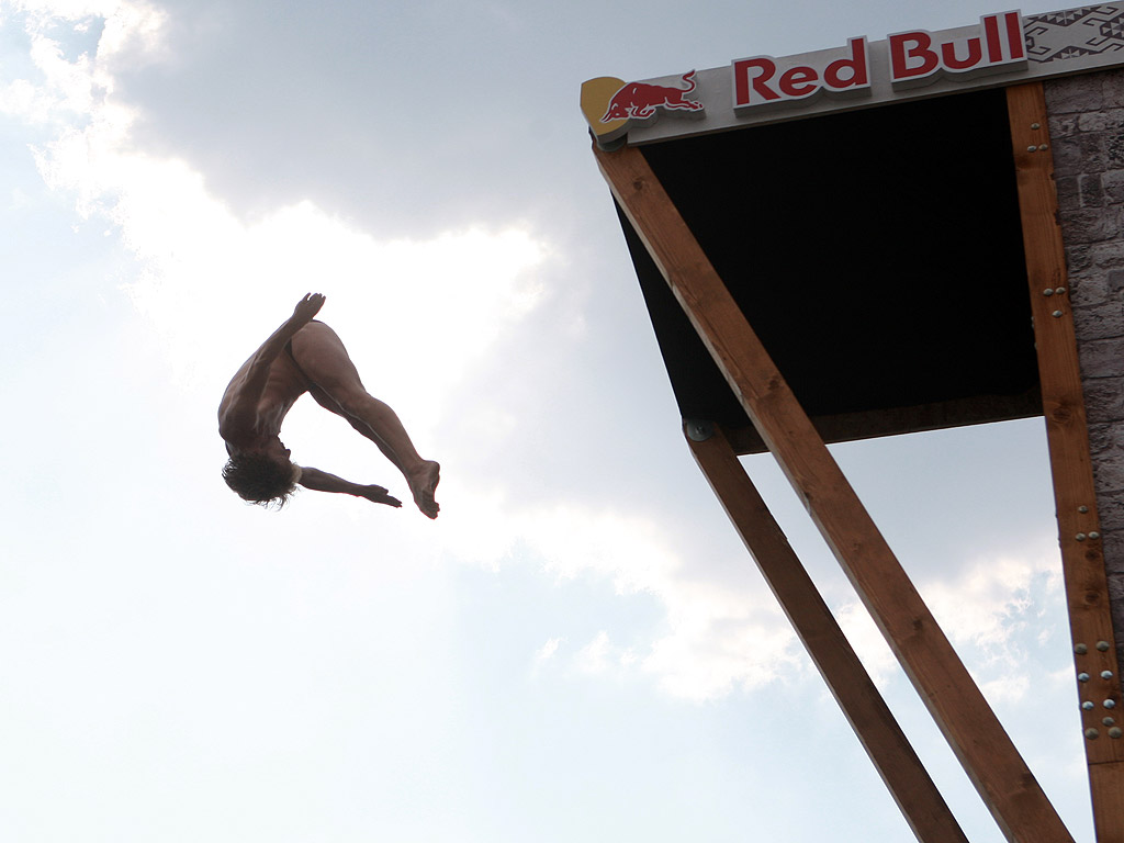 Ден първи от Red Bull Cliff Diving World Series в Мостар /Босна и Херцеговина