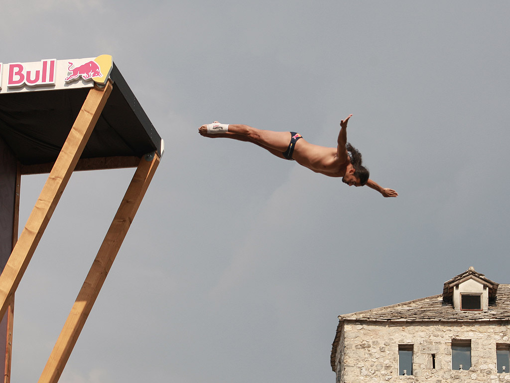 Ден първи от Red Bull Cliff Diving World Series в Мостар /Босна и Херцеговина