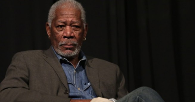 Актьорът ветеран и носител на Оскар Морган Фрийман се извини