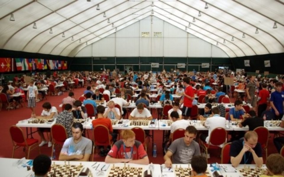 Пет шахматни турнира в Албена през септември
