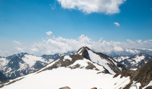Глетчерът Щубай в Австрия се топи (видео)