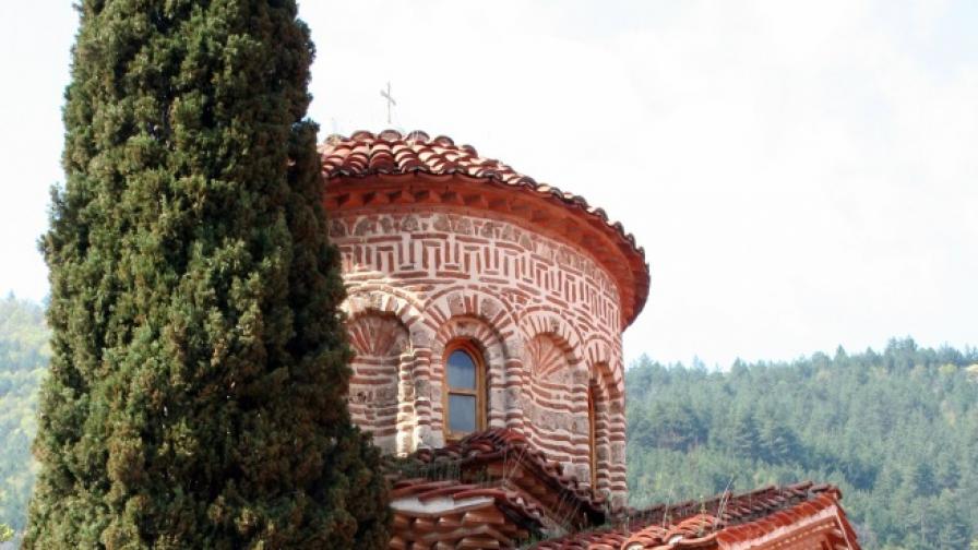 България от небето - Бачковският манастир (видео)