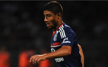 Лион отрича за сделка с Ливърпул за Фекир